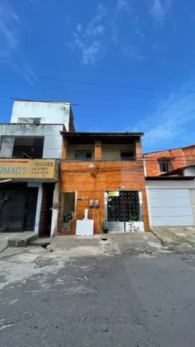 Imóvel para venda possui 100 metros quadrados com 3 quartos em Jardim Cearense - Fortaleza