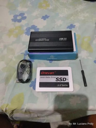 Vendo SSD Externo Novo de 256GB (Leia a Descrição!)