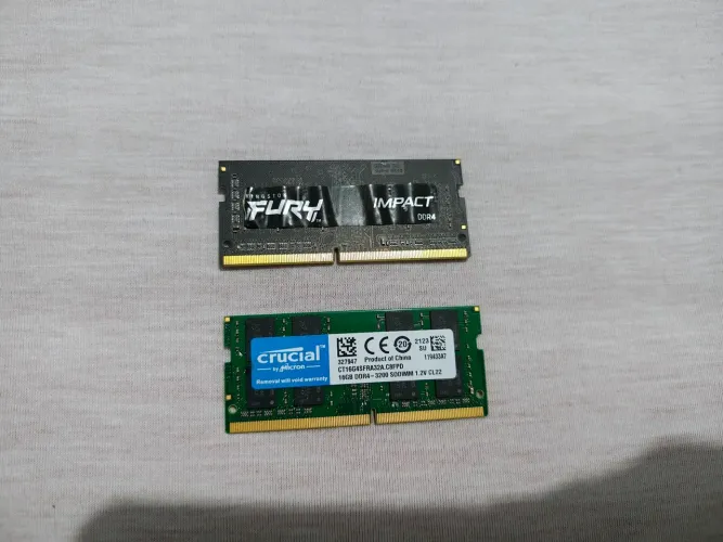 Memória para notebook ddr4 3200 MHz Crucial + Kingston Impact