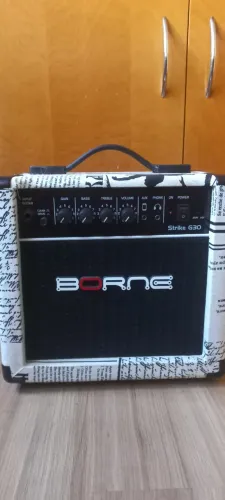 Amplificador de guitarra Borne