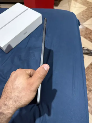 iPad 9 64GB com caixa IMPECÁVEL