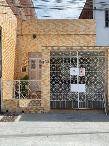 CASA a VENDA NO CENTRO DE FORTALEZA