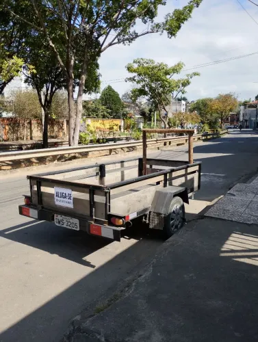 Carretinha para aluguel Ipatinga e Região