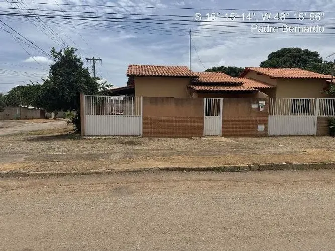 Imóvel para investir Casa no Vila Divineia, Padre Bernardo - GO, Nº S, 2 quartos, 2 vagas