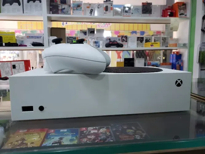 Xbox Serie S seminovo 512gb ssd