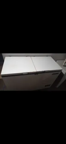 Freezer e refrigerador metal frio