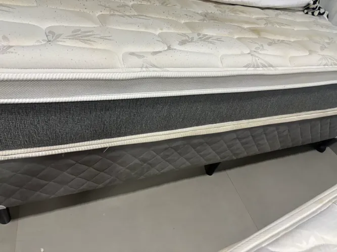 Cama de solteiro box castor