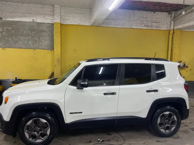 Jeep Renegade Sport 1.8 4X2 Flex 16V Mec. 2017