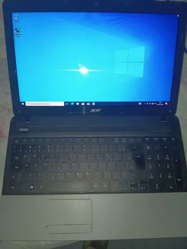 Notebook Acer 15.6 i3