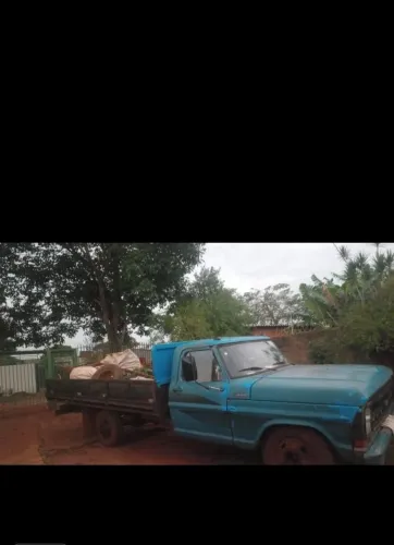 VENDO F4000 ANO 79,MOTOR 226 CAMBIO 4 MARCHAS