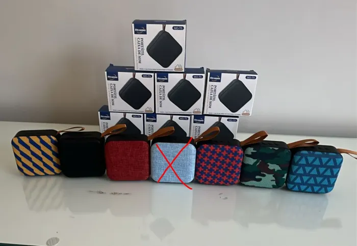 Caixa de Som Portátil Átomo<br>Rádio FM, Bluetooth, Entrada USB, Cartão de memória.