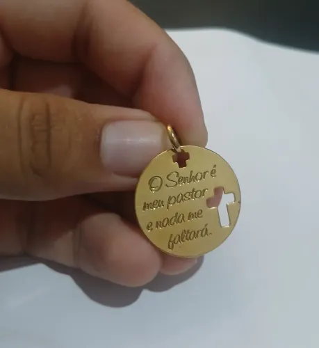 PINGENTE BANHADO A OURO 18K