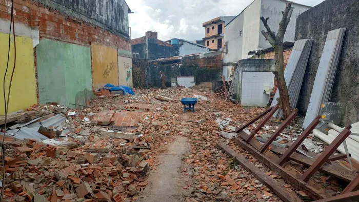 Vendo Terreno na Marambaia 