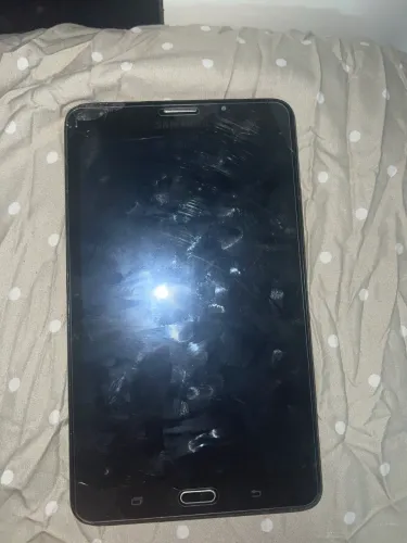 Tablet galax A6 tab 8bg com mais uma película e um catão de memória com 512 bg