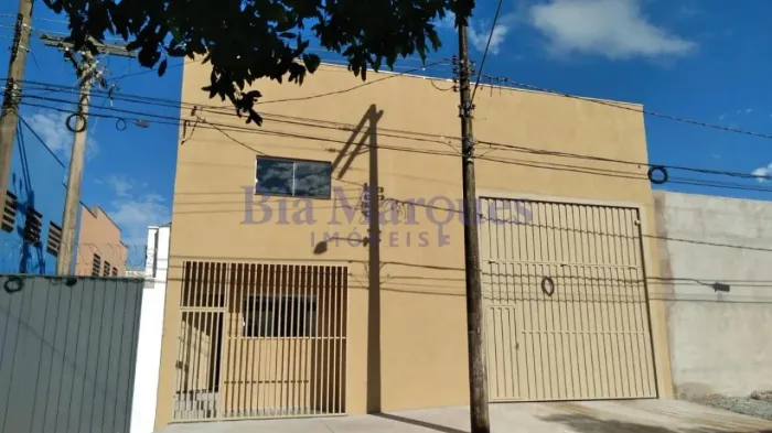 GALPÃO COMERCIAL/INDUSTRIAL COM 600M², À VENDA OU ALUGUEL NO JARDIM ZARA