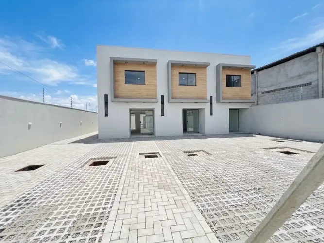 RS | VENDE-SE DUPLEX EM CAJUPIRANGA