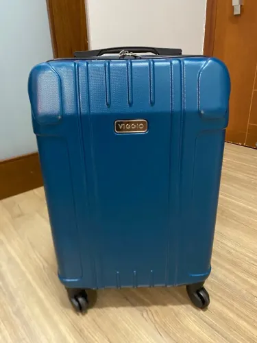 Mala de mão azul viagem