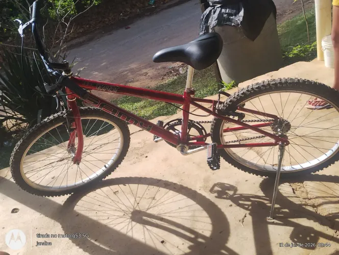 Vende-se bicicleta nova