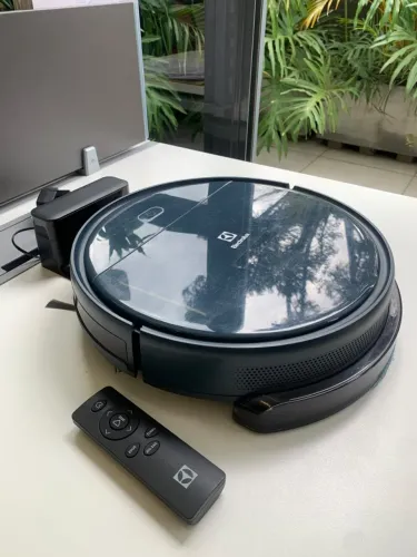 Aspirador Robô Electrolux Home-E Ultra (ERB40)