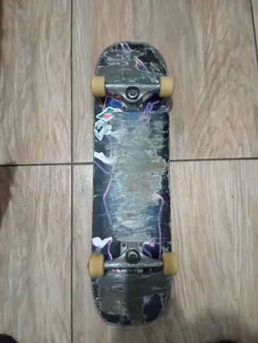 Skate - Trucks Independent 144mm, Rodas Spitfire, Shape Colors