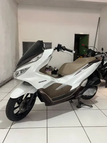 PCX disponível para venda