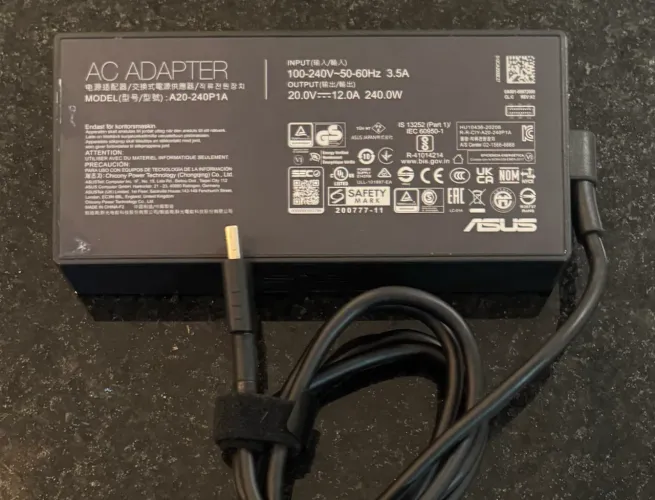 Carregador Original ASUS 240W A20-240P1A - Compact Plug Retangular 