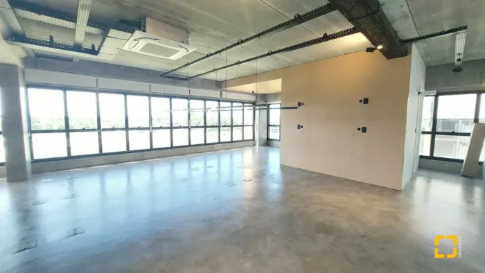 Sala comercial à venda no OKA Shopping Floripa