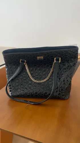 Bolsa preta Calvin Klein