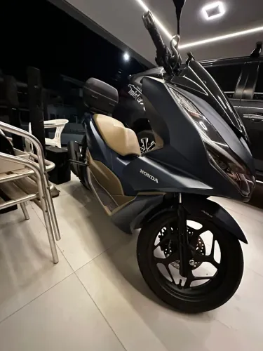 Honda PCX 160 DLX ABS