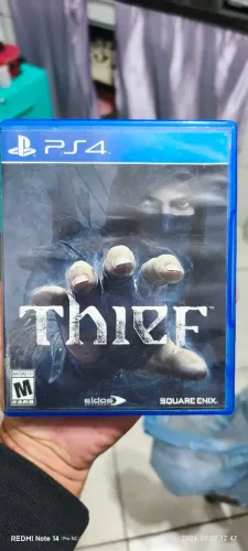 Vendo Thief PS4