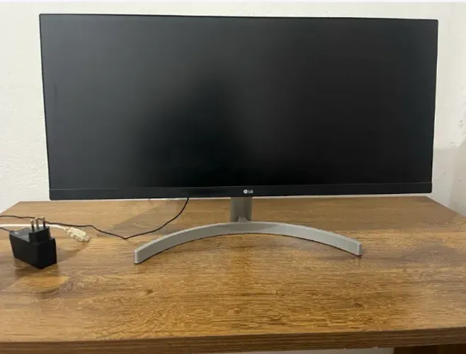 Monito Ultrawide LG 29WK600