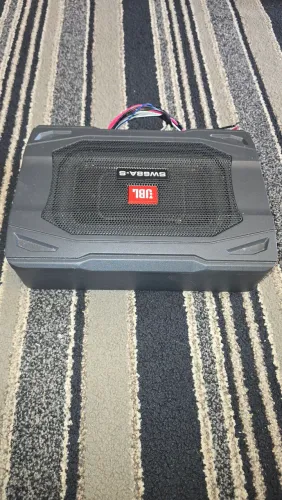 ?Subwoofer Ativo Amplificado JBL SW68A-S - Slim (Excelente Estado)