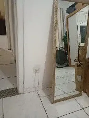 Espelho grande muitas funcionalidades
