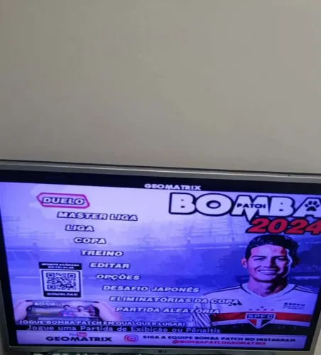 Smart TV LG 32 Polegadas usada, valor negociável.