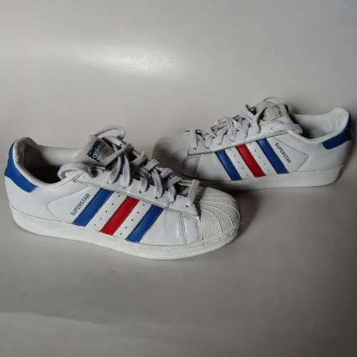 Tênis Adidas superstar estiloso que só Tam 40