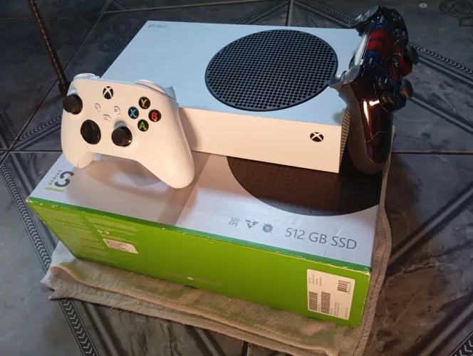 Xbox series S 500 GB + 1 mês de game pass grátis