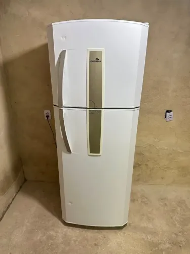 Geladeira Continental frostfree 440 litros