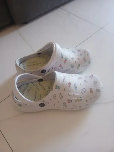 Crocs semi nova