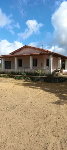 vende-se uma fazenda em Nova Soure Bahia localizada no povoado de Monte Alegre nocatuzinho