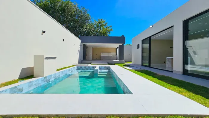 Casa na Ponte Alta aceita troca