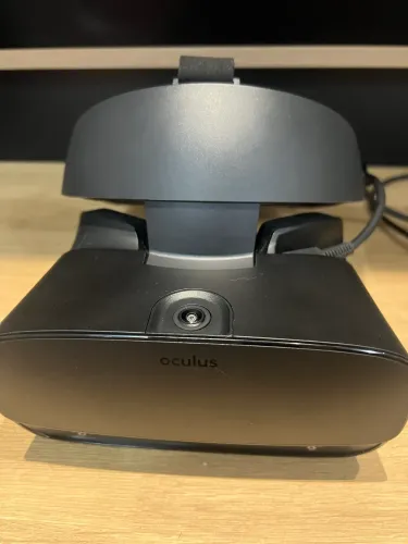 Óculos De Realidade Virtual Oculus Rift S Preto - otimo estado