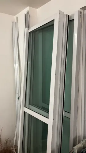 Oferta - Porta Branca de Vidro Branca - 4 Folhas - Para Vão de 2,38 A X 2,19 L