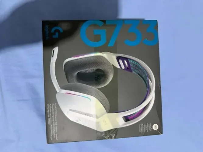 Headset Logitech G733