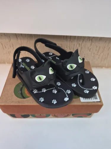 Mini Melissa Tam. 23/24
