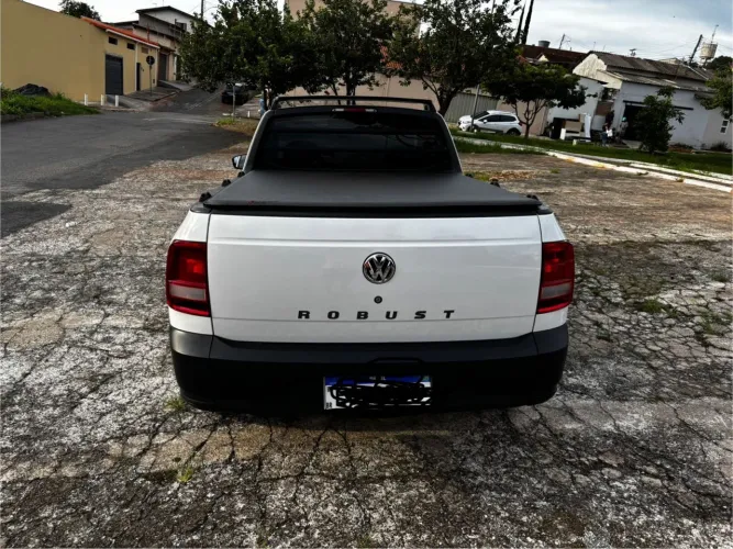 Volkswagen Saveiro Robust 1.6 Total Flex 16V 2023