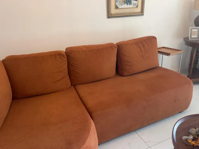 Vendo sofá orgânico na cor terracota!
