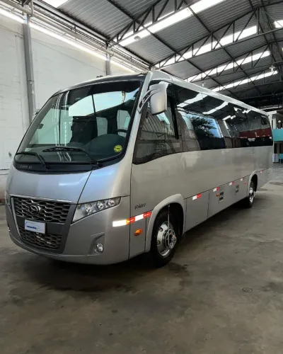 MICROÔNIBUS MARCOPOLO VOLARE