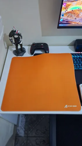 Mousepad Attack Shark Laranja