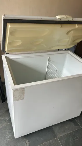 Freezer Horizontal Metalfrio 1 Porta 293 Litros Da302 Cor Branco horizontal