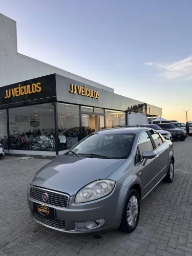 Fiat Linea 1.9/ HLX 1.9/ 1.8 Flex 16V 4P 2010